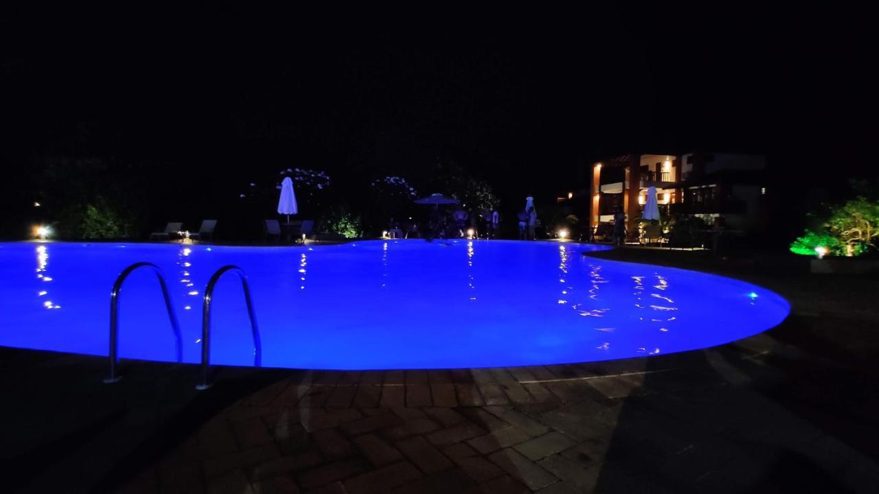 Piscinas Naturais De Praia Do Forte Ngoại thất bức ảnh
